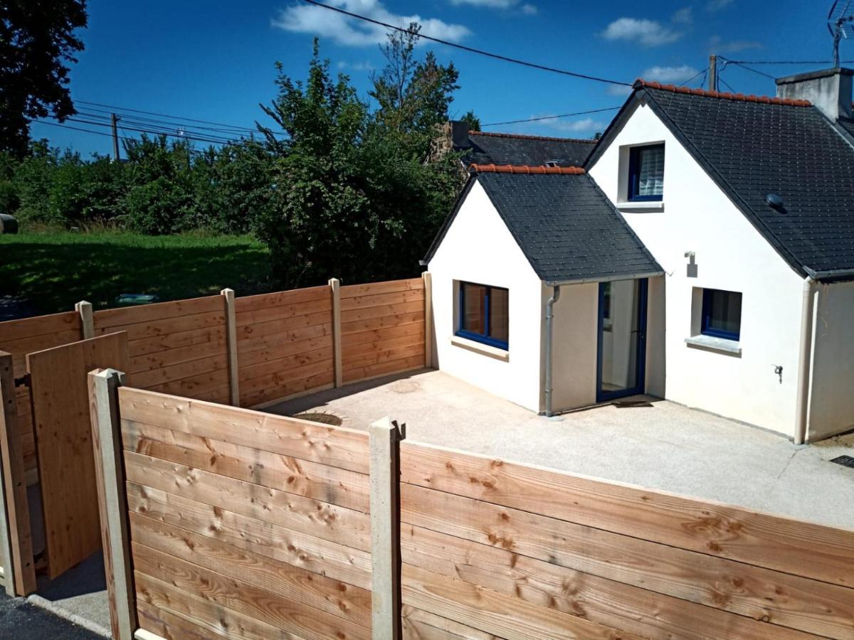 Charmante Petite Maison Rostiviec Bord De Mer Loperhet Esterno foto